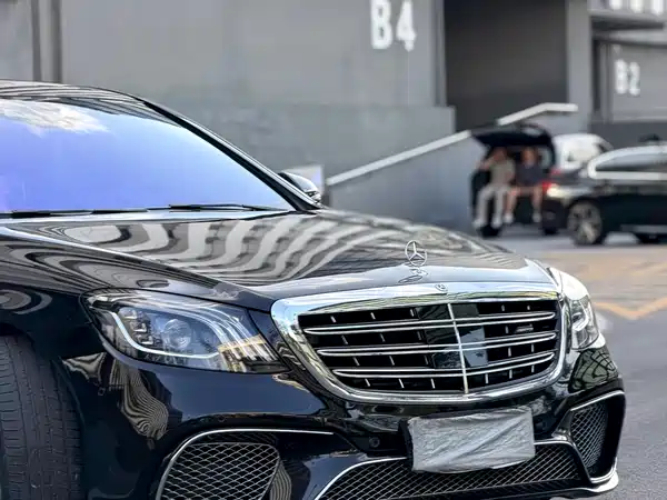 Mercedes-Benz S-Class 2020