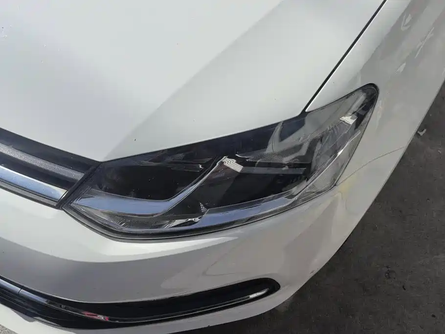 Volkswagen Polo 2016