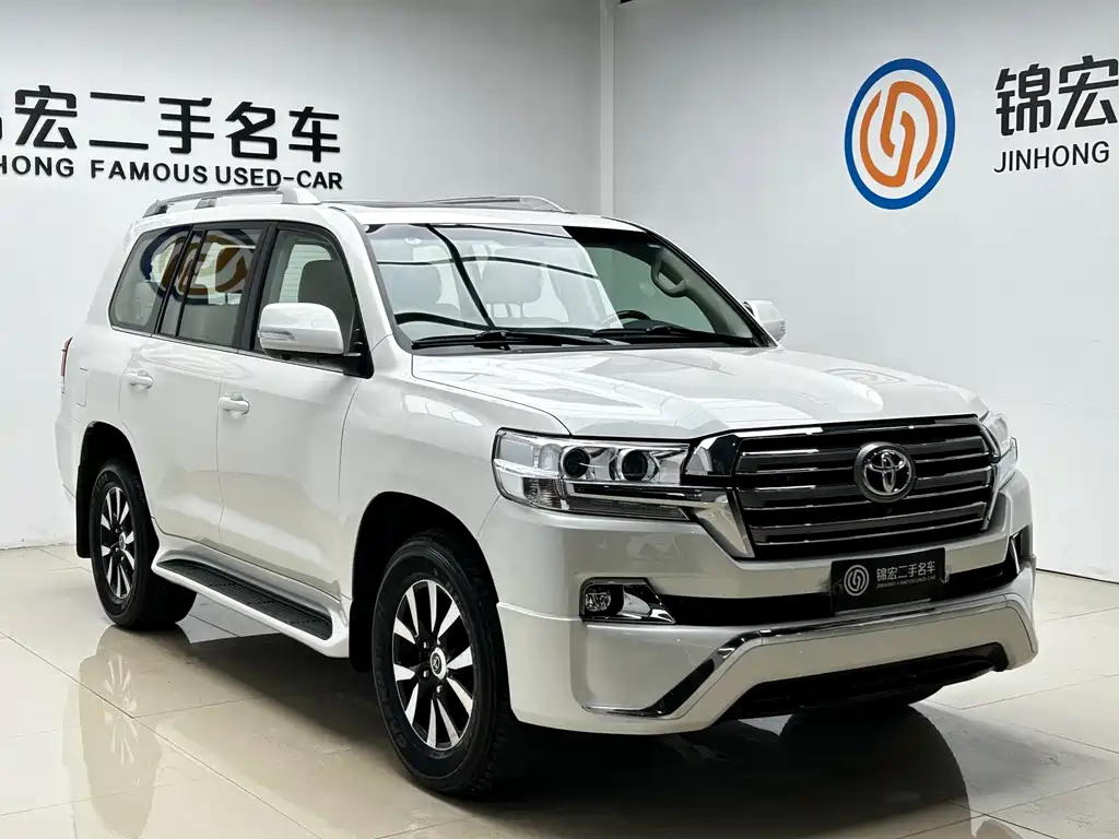 Toyota Land Cruiser 2018 — фото 3