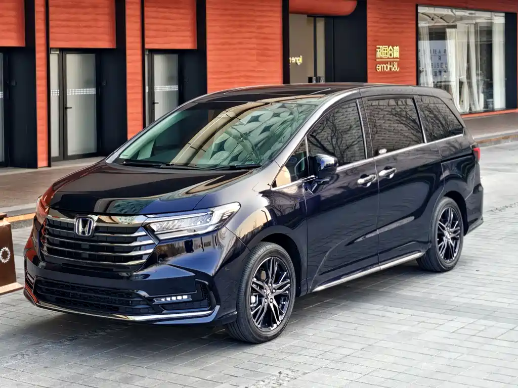 Honda Odyssey 2025 — фото 1
