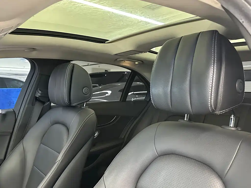 Mercedes-Benz C-Class 2019 — фото 11