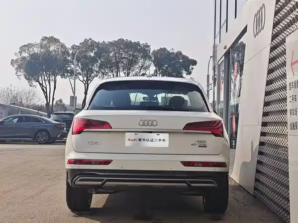 Audi Q5L 2024