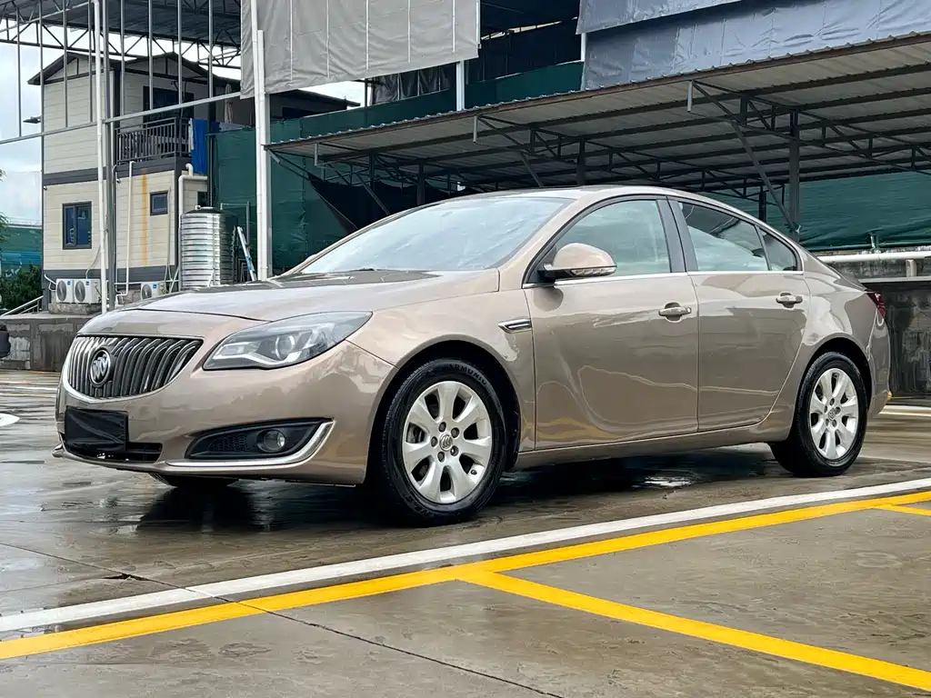Buick Regal 2015 — фото 1