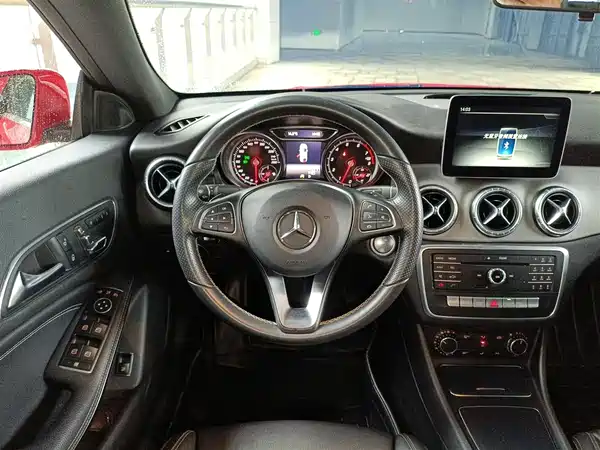 Mercedes-Benz CLA 2017