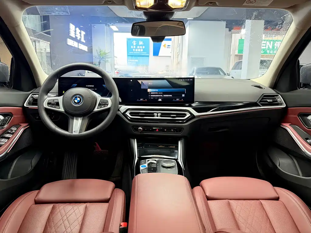 BMW i3 2023 — фото 6