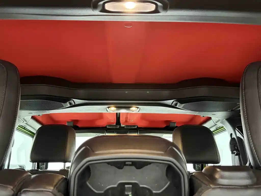 Jeep Wrangler 2019 — фото 19