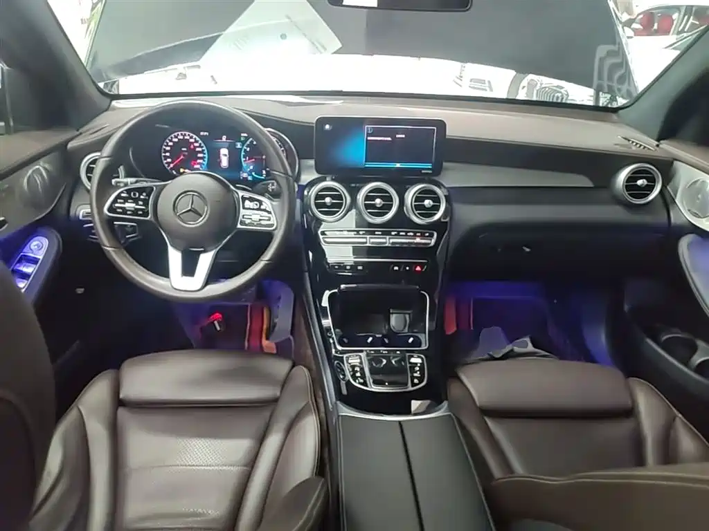 Mercedes-Benz GLC 2020 — фото 10