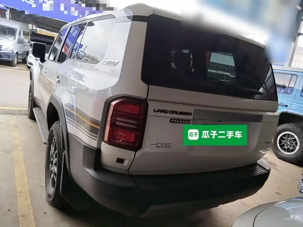 Toyota Prado 2024