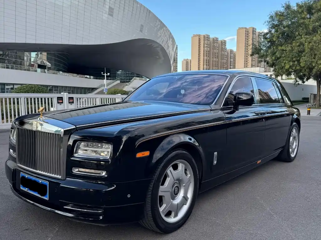Rolls-Royce Phantom 2013 — фото 1