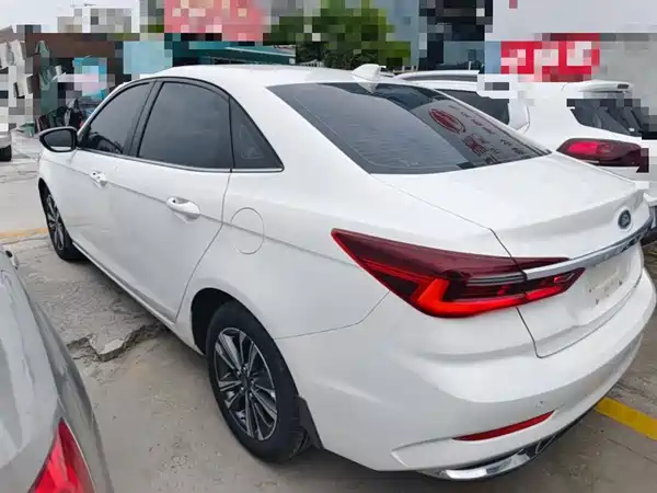 Ford Escort 2021