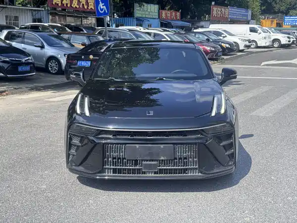 Lynk & Co 03 2023