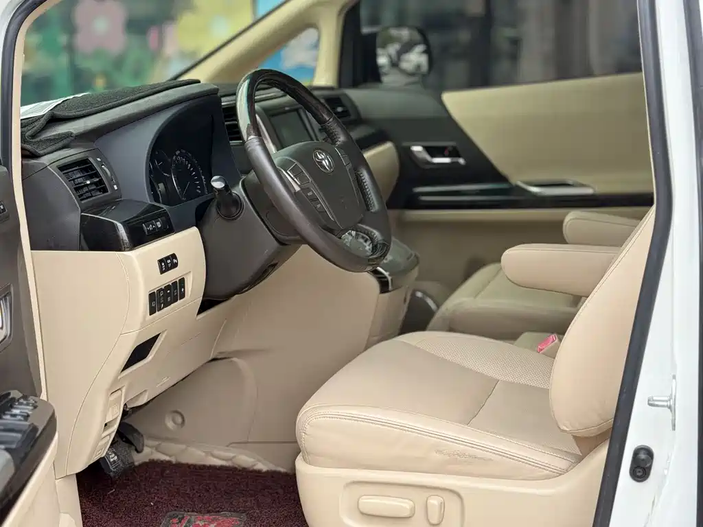 Toyota Alphard 2015 — фото 5