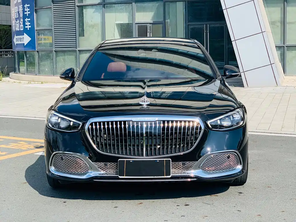 Mercedes-Benz Maybach S-Class 2023