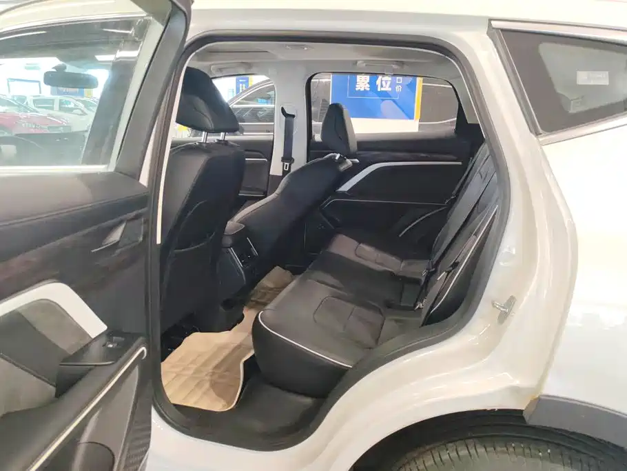 Haval H6 2023 — фото 11