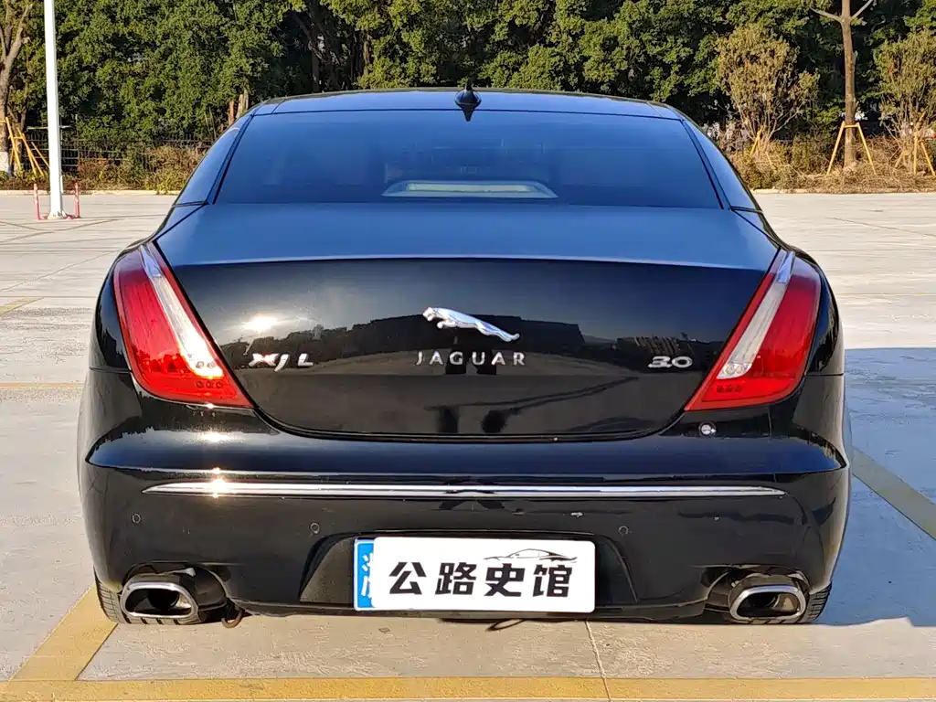 Jaguar XJ 2013 — фото 4