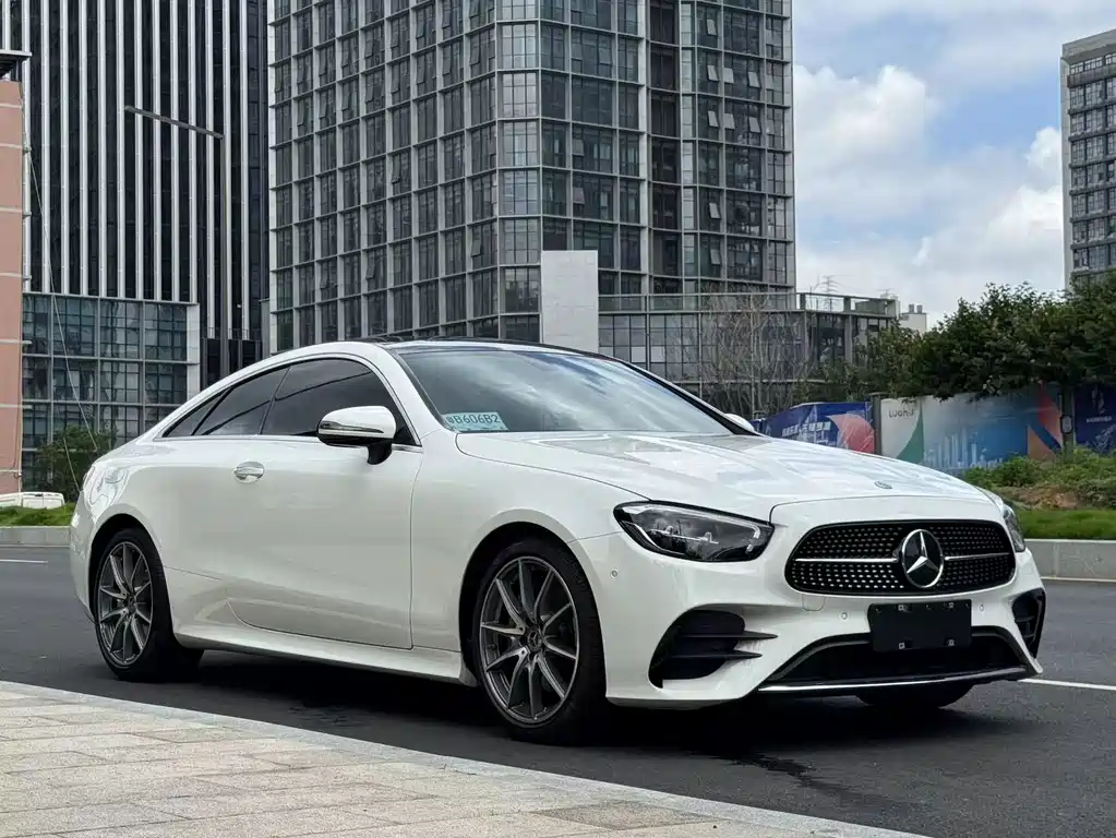 Mercedes-Benz E-Class 2021