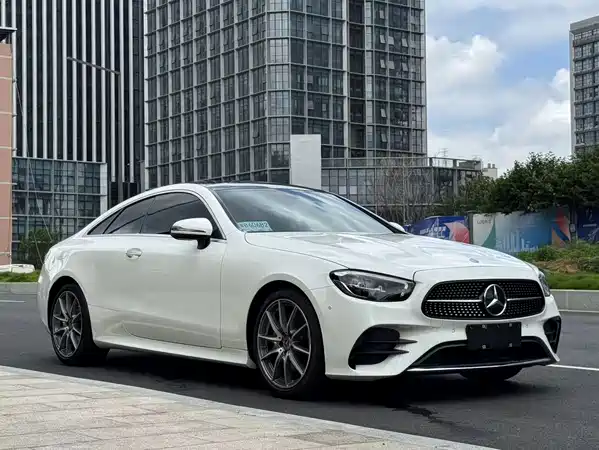 Mercedes-Benz E-Class 2021