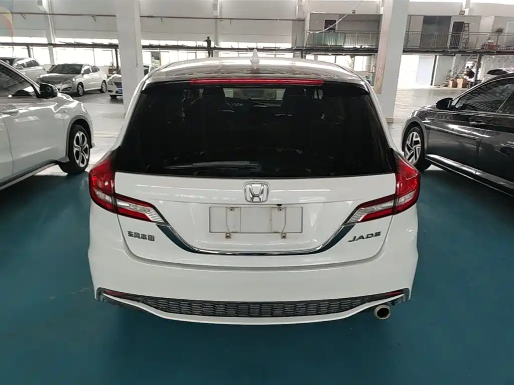 Honda Jade 2017 — фото 6