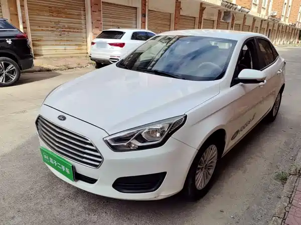 Ford Escort 2018