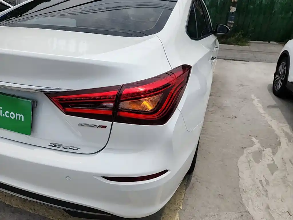 Changan Eado 2019 — фото 8