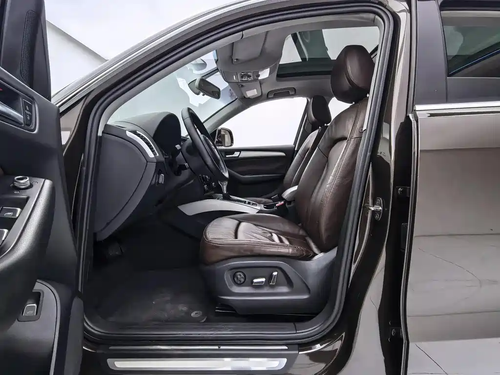 Audi Q5 2015 — фото 18