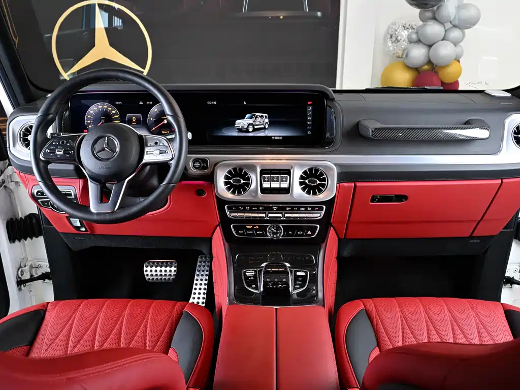 Mercedes-Benz G-Class 2019 — фото 19