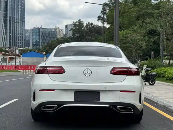 Mercedes-Benz E-Class 2021