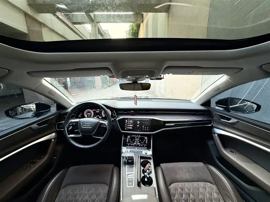 Audi A7L 2023 — фото 6