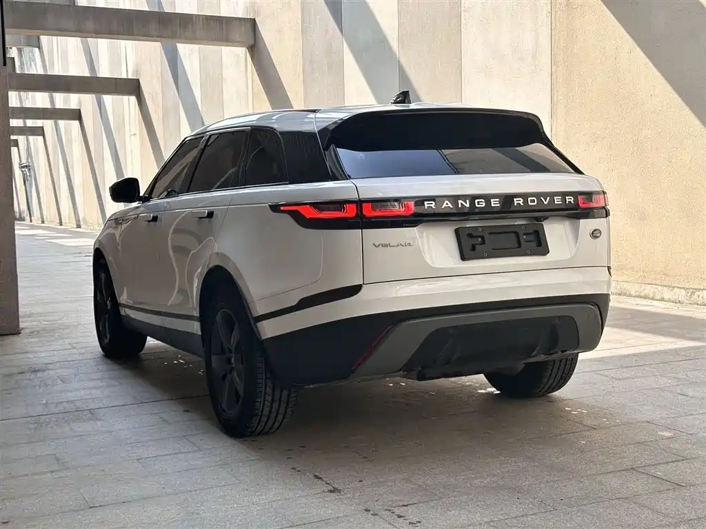 Land Rover Velar 2022 — фото 3