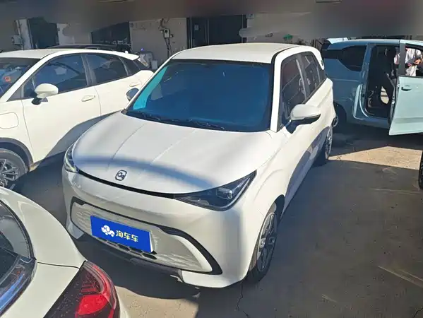 Chery Domi 2025