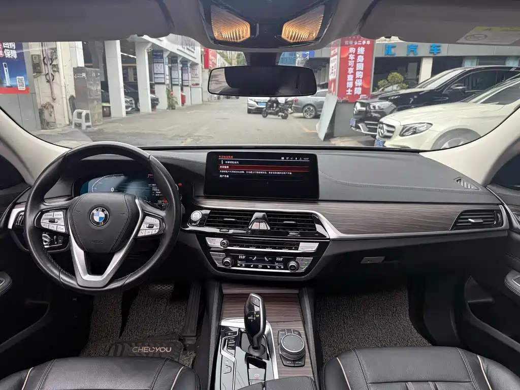 BMW 6 Series GT 2021 — фото 18