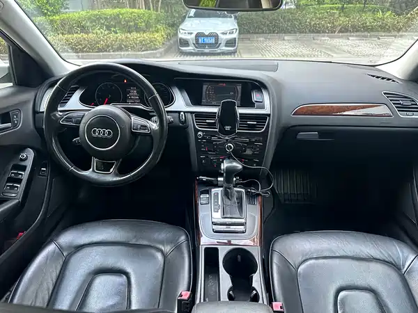 Audi A4L 2013