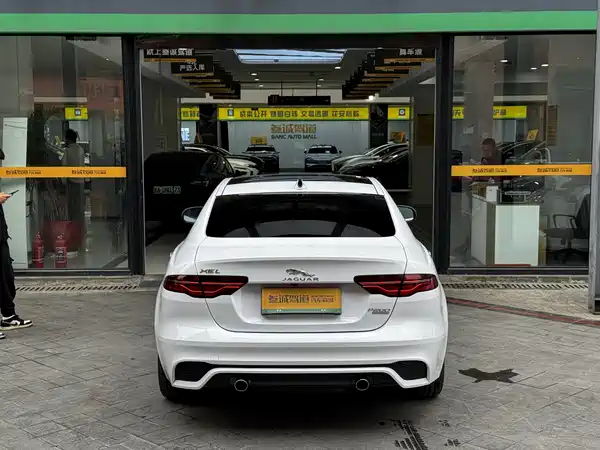 Jaguar XEL 2020