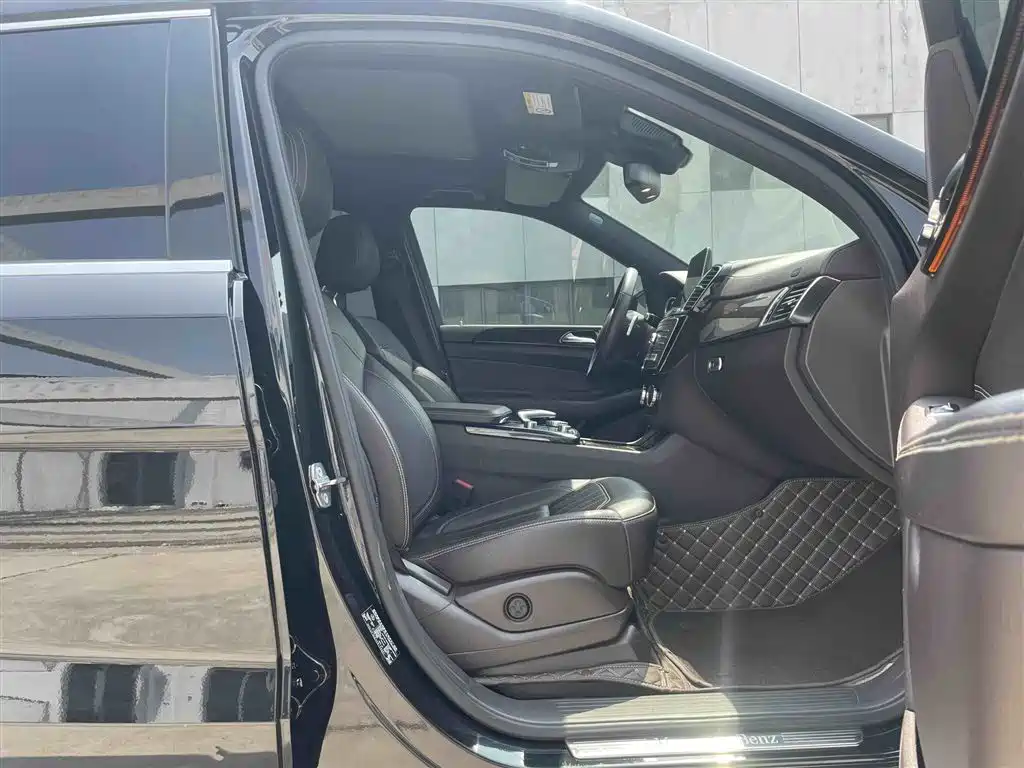 Mercedes-Benz GLS 2019 — фото 15