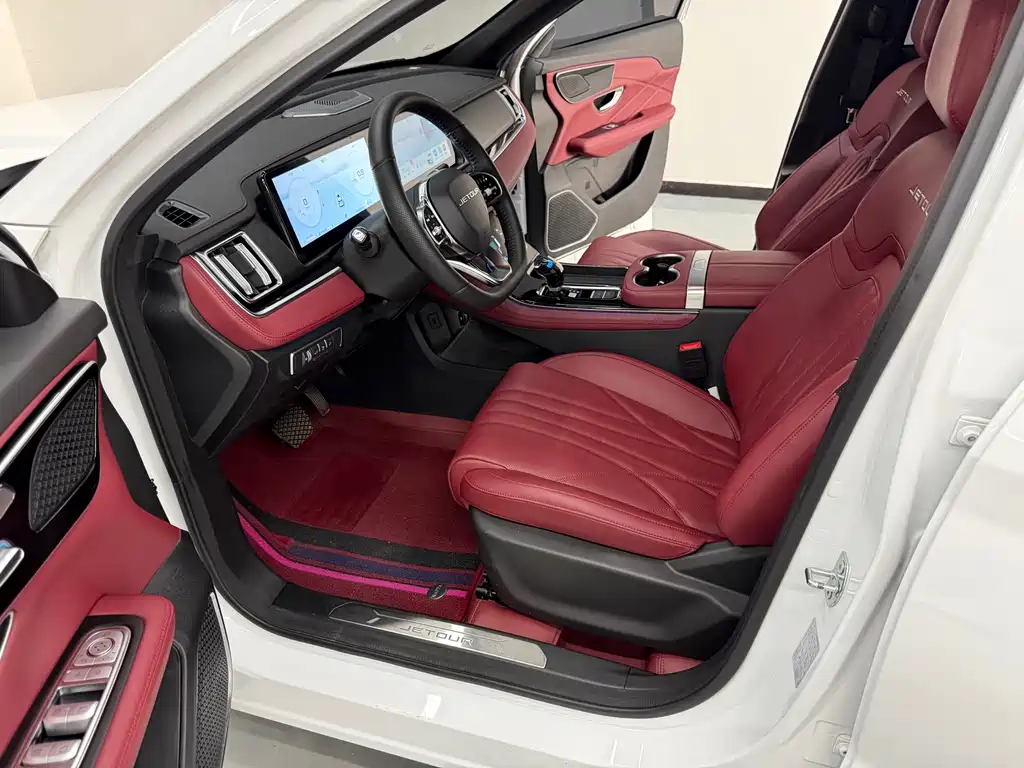 Jetour X70 PLUS 2025 — фото 13
