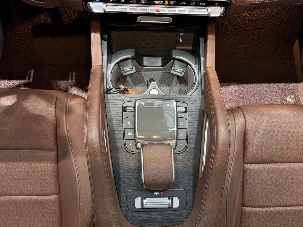 Mercedes-Benz GLS 2025 — фото 14