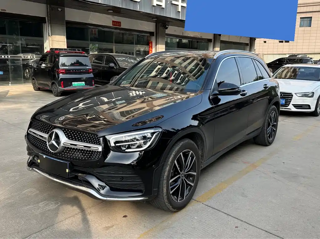 Mercedes-Benz GLC 2021 — фото 1