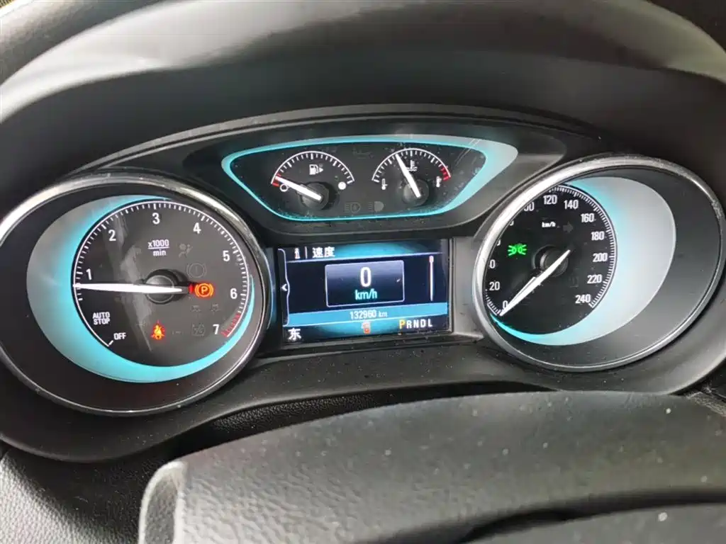 Buick Envision Plus 2017 — фото 12