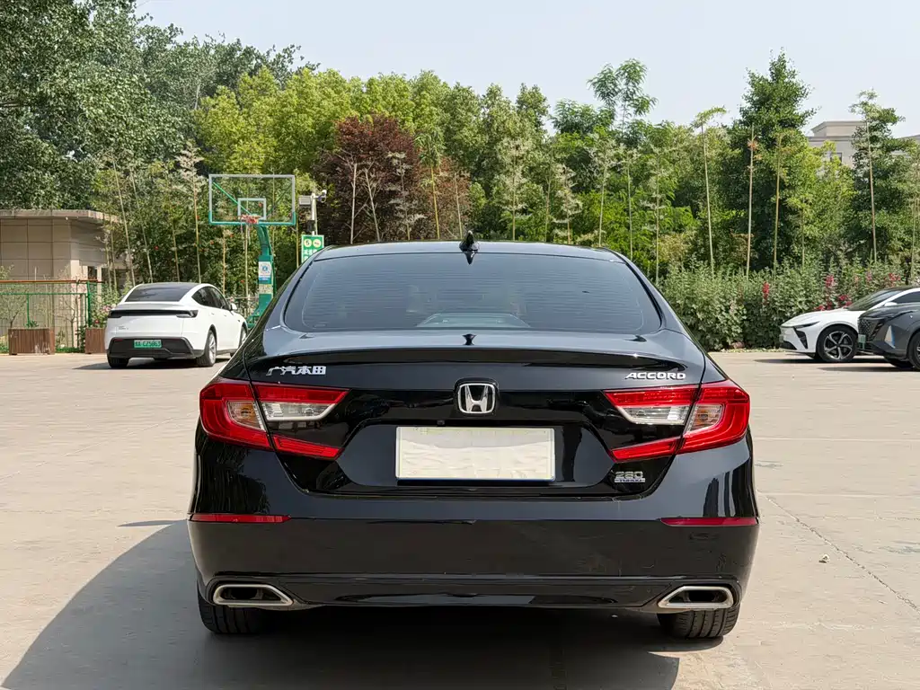 Honda Accord 2019 — фото 8