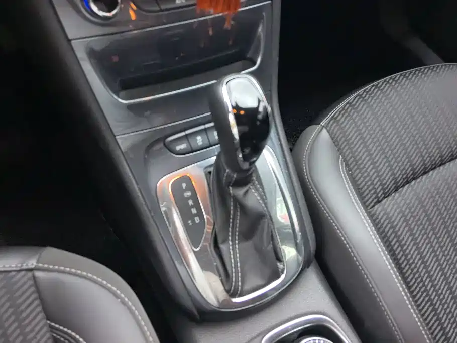 Buick Verano 2017 — фото 16