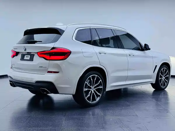 BMW X3 2021
