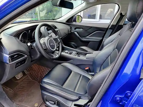 Jaguar F-PACE 2018