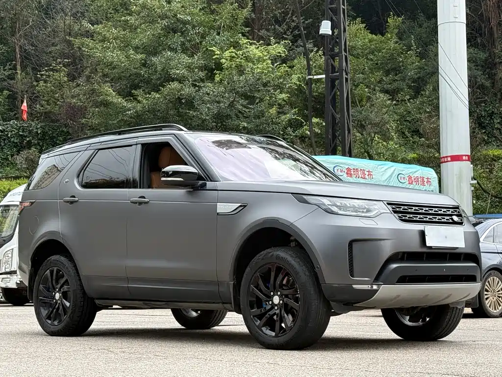 Land Rover Discovery 2018 — фото 3