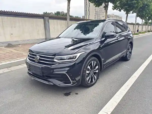 Volkswagen Tiguan L 2022