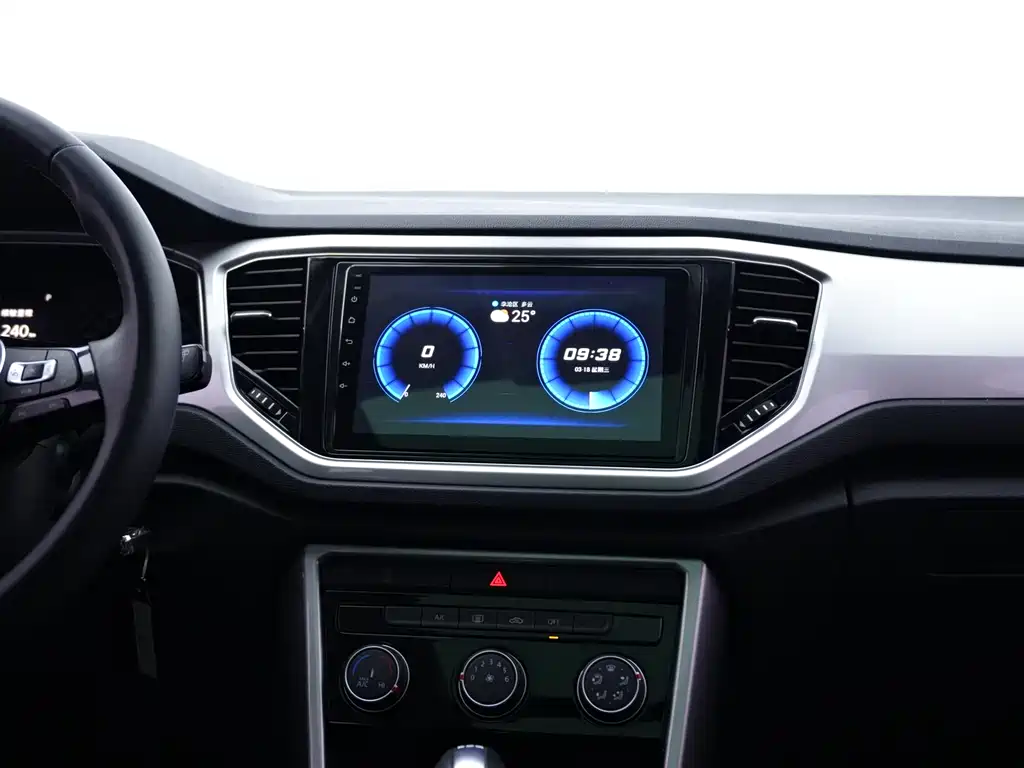 Volkswagen T-Roc 2021 — фото 13