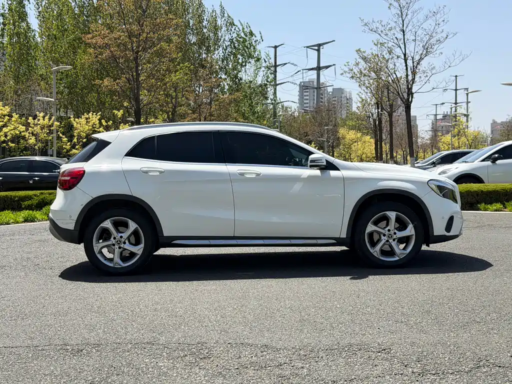 Mercedes-Benz GLA 2018 — фото 5