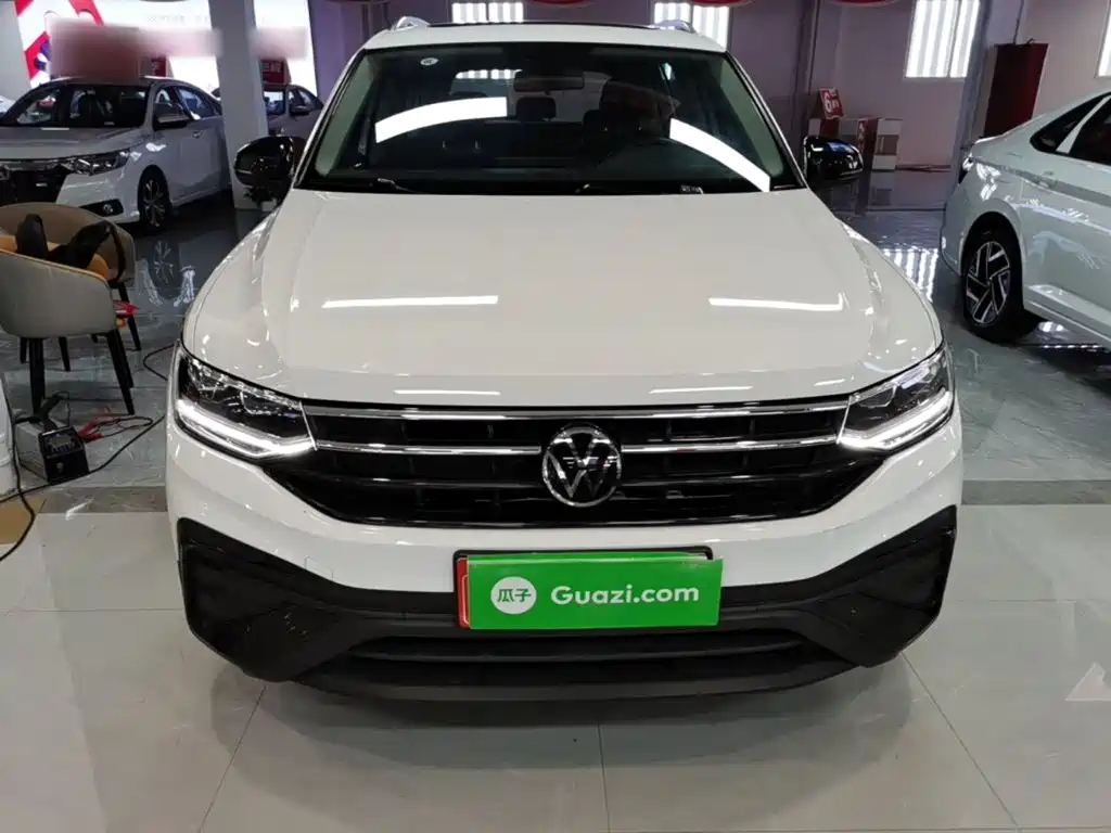 Volkswagen Tiguan L 2024 — фото 3