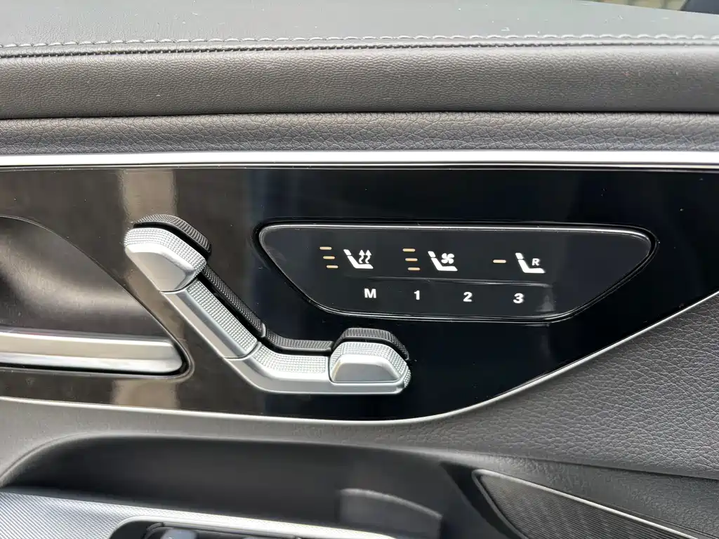 Mercedes-Benz GLC 2023 — фото 11