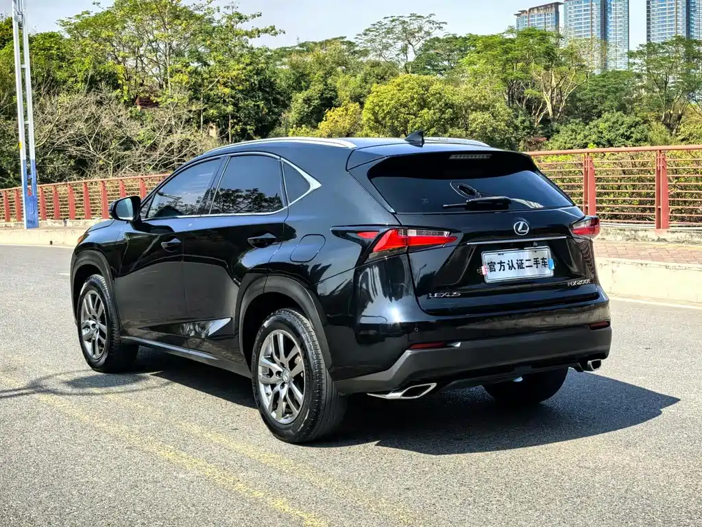 Lexus NX 2016 — фото 21