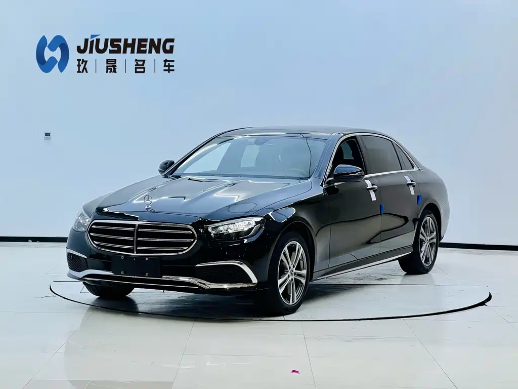 Mercedes-Benz E-Class 2022